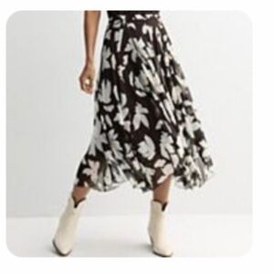 Floral Handkerchief A-Line Skirt
